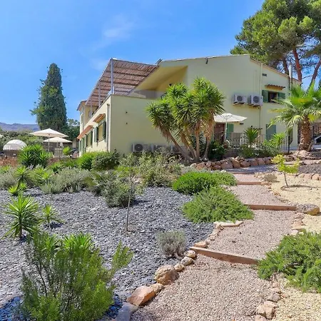 Casa Oliver Villa *